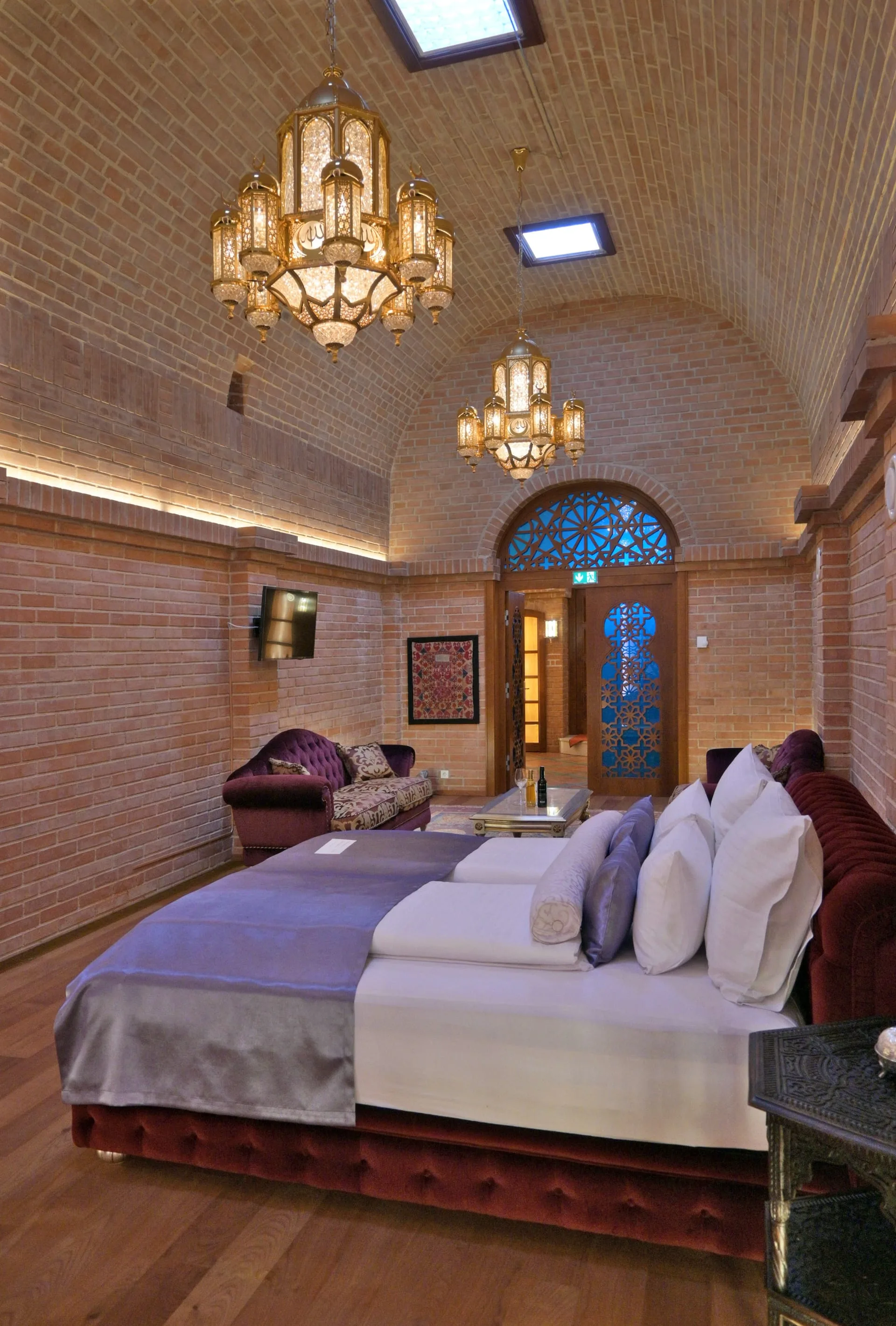 Suite Arabishe — individually designed suite at Schloss Thalheim